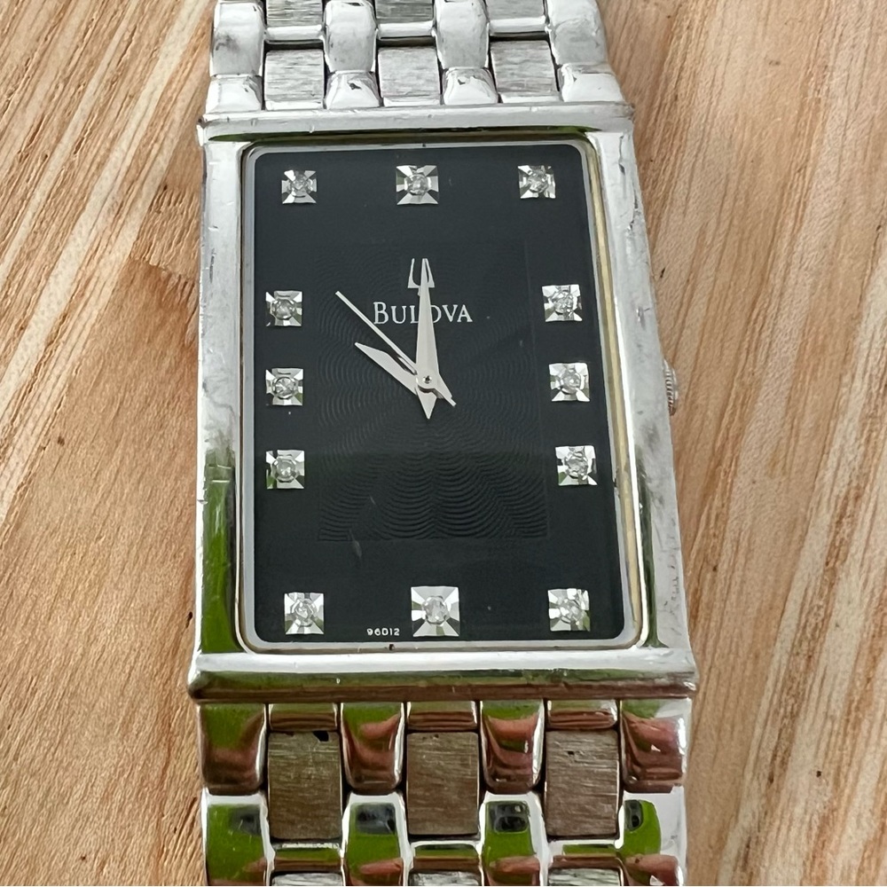 Bulova mens black dial diamond stainless steel dress watch NEW BATTERY